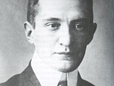 Керенский Александр Фёдорович — глава Временного правительства в июле—октябре 1917